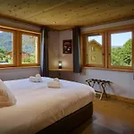 Nahuel Huapi - Ovo Network Alpehytte Samoëns